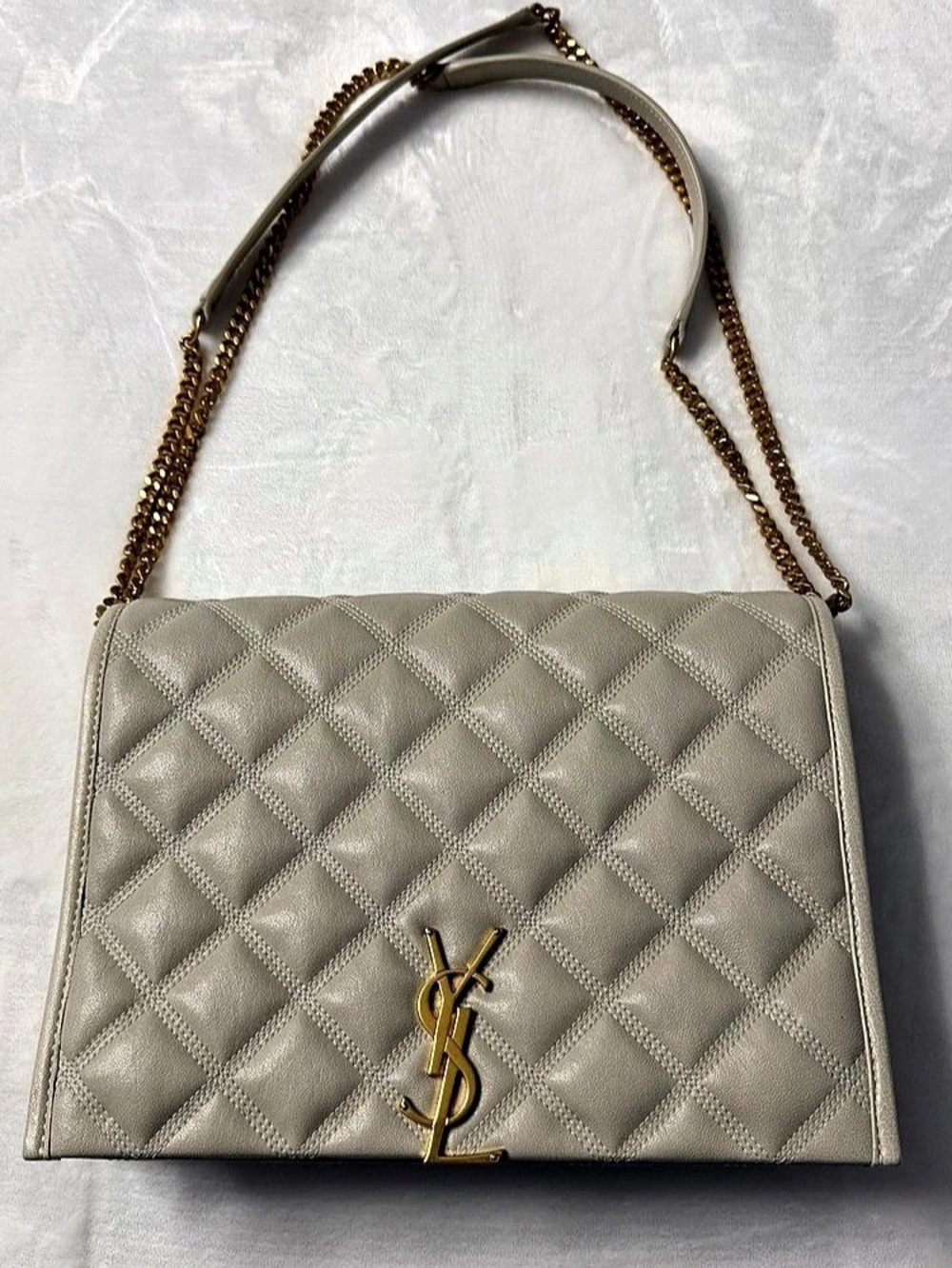 Saint Laurent Medium Vicky Chain Bag Quilted Shoulder Bag Gray